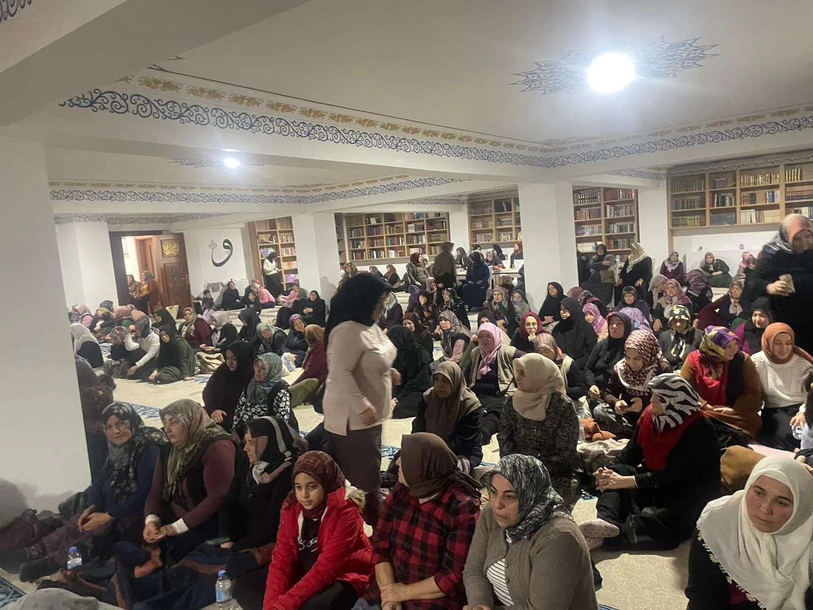 Esma-ül Hüsna Müzesi ziyaretçileri