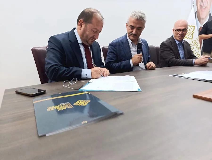 Protokol imza töreni