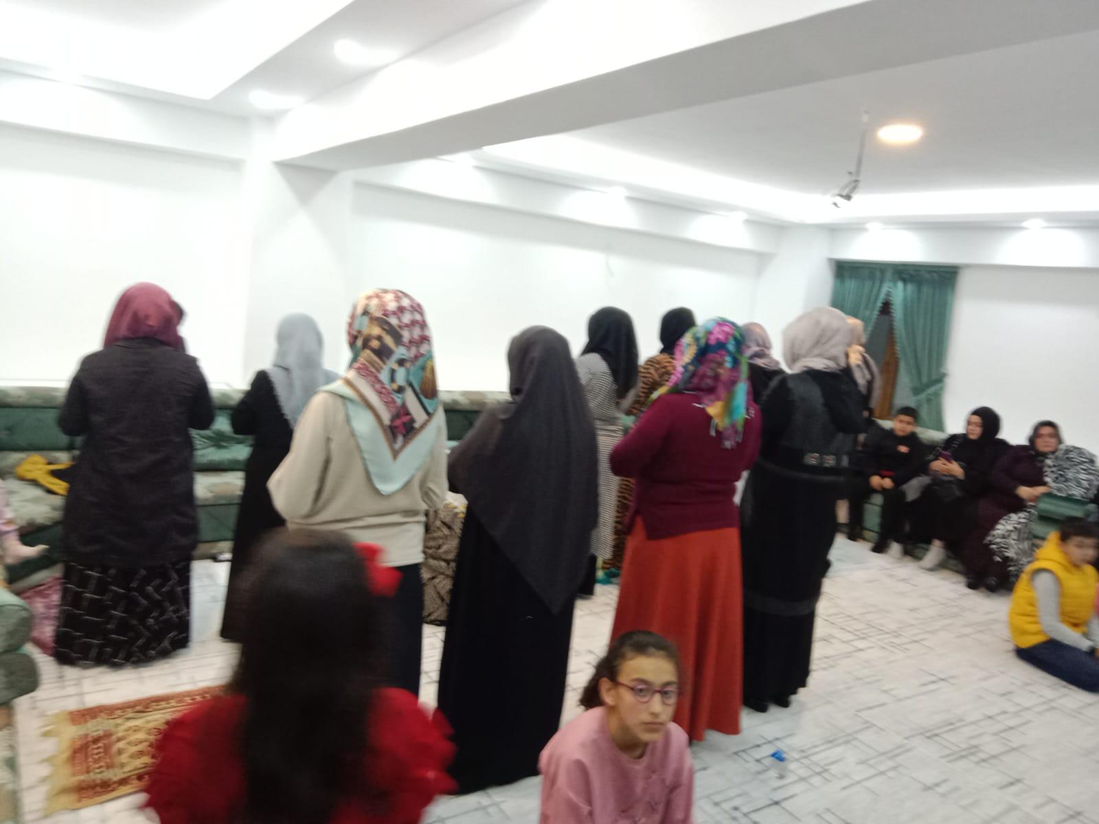 Müze iç mekan ziyaretçi grubu