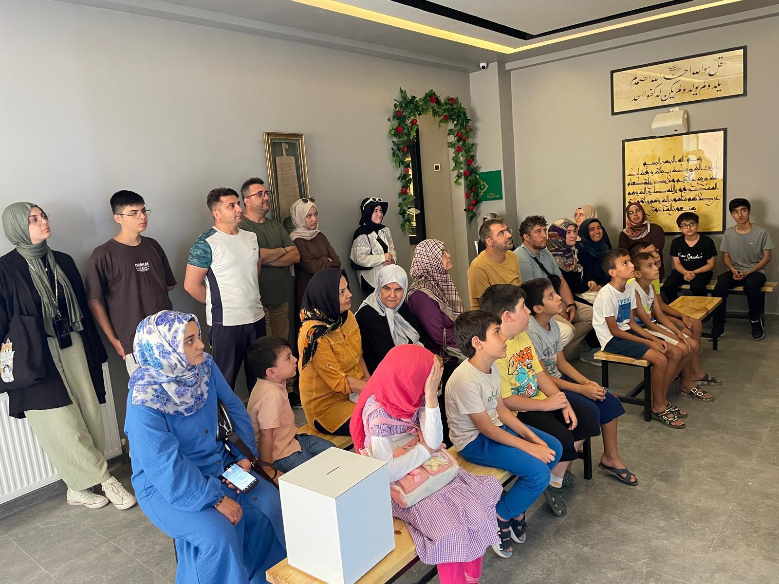 Kadir Gecesi programı